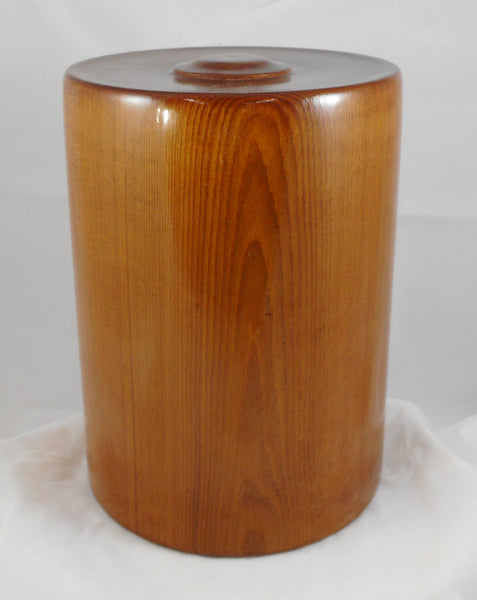 040  Red Cedar Cremation Urn